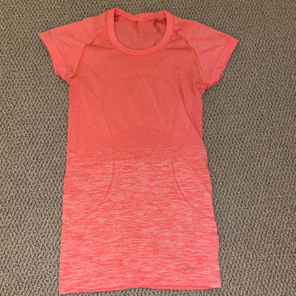 LULULEMON SWIFTLY TECH ORANGE/ peach SHORT SLEEVE